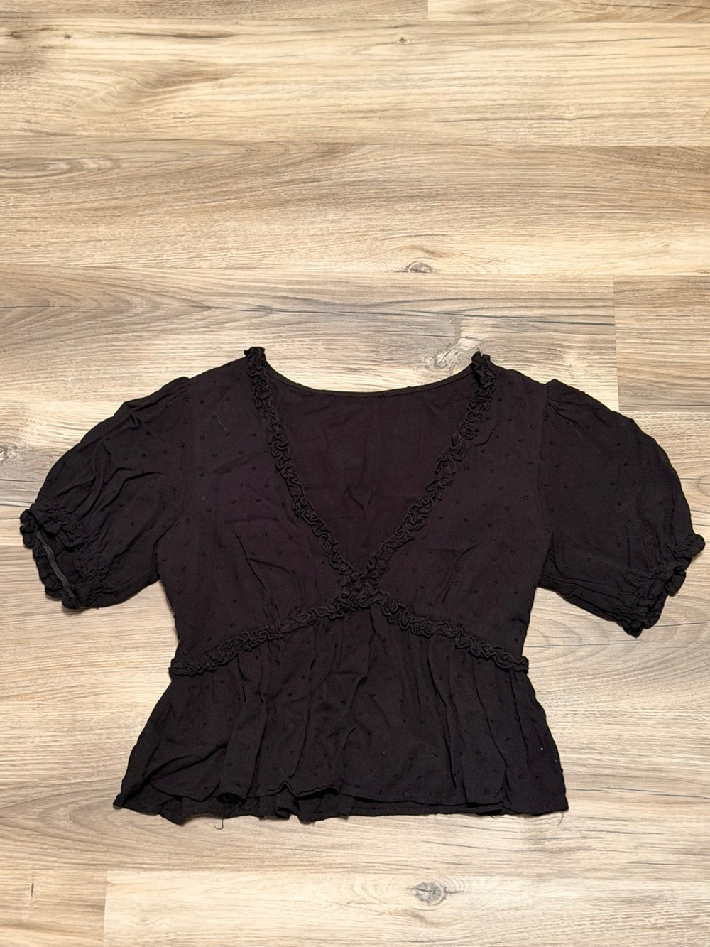 Women’s Black Ruffle Trim Short Sleeve Blouse